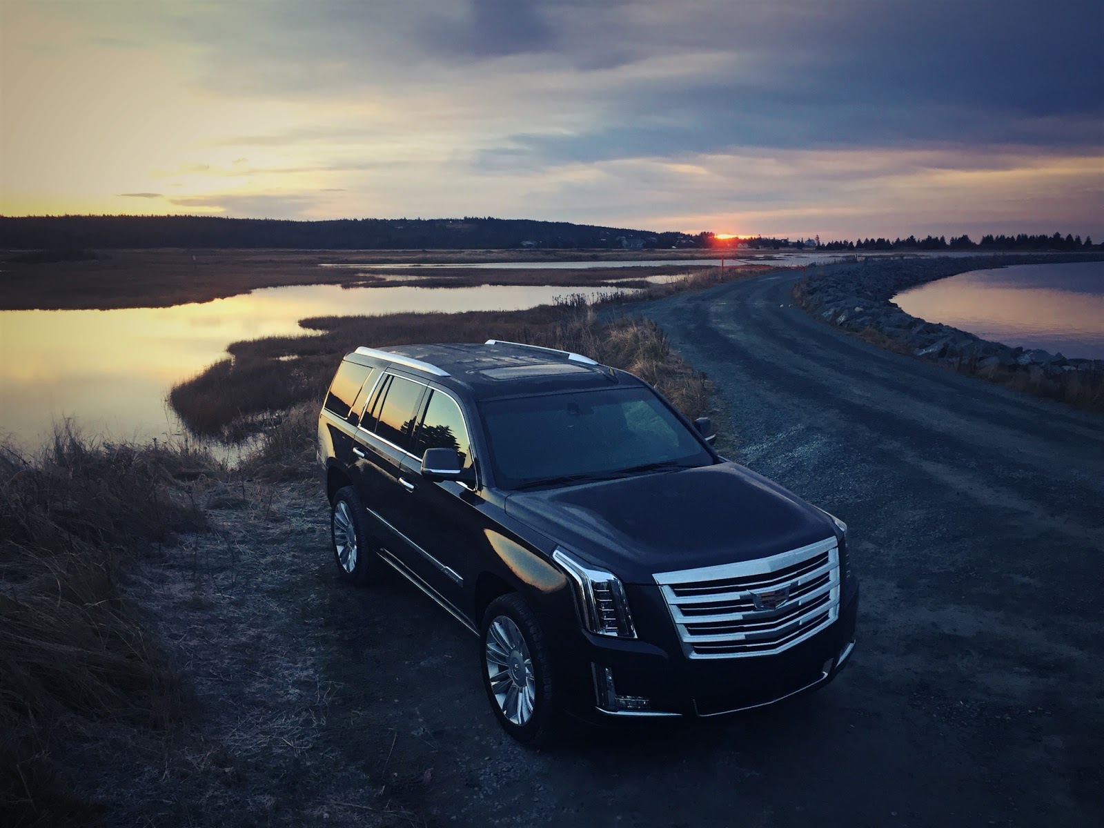 2016 Cadillac Escalade - Limo Services in Charleston